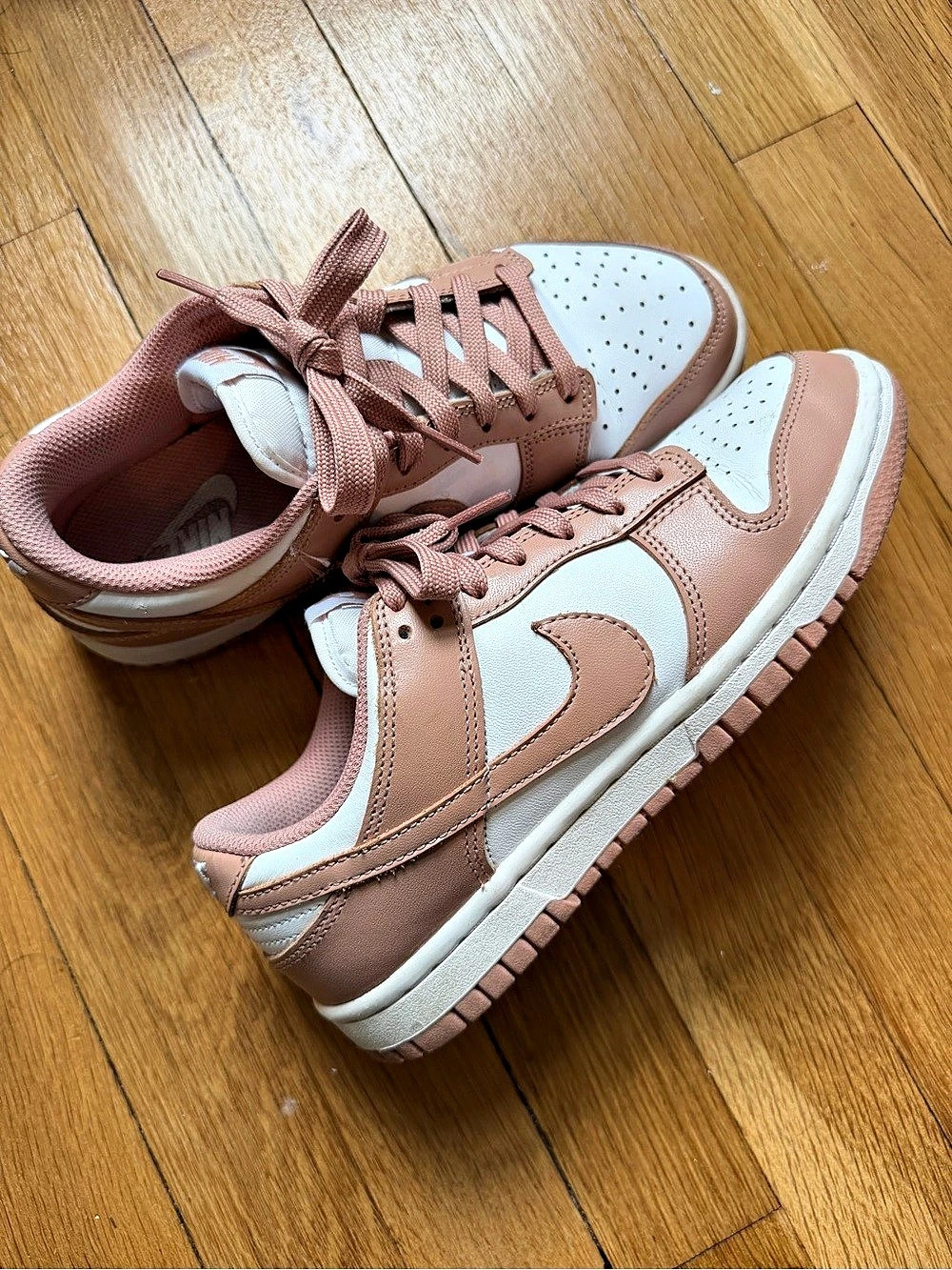 Nike Dunk Low Rose Whisper